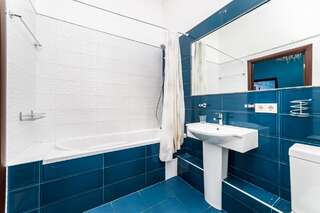 Апартаменты Stylish apartment with a balcony overlooking the park Одесса Апартаменты с 1 спальней-15