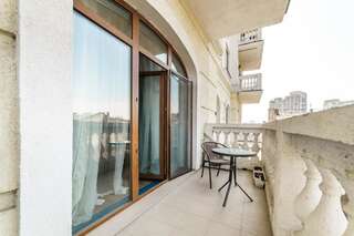 Апартаменты Stylish apartment with a balcony overlooking the park Одесса Апартаменты с 1 спальней-27